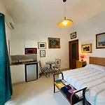 Lemontree House 3*